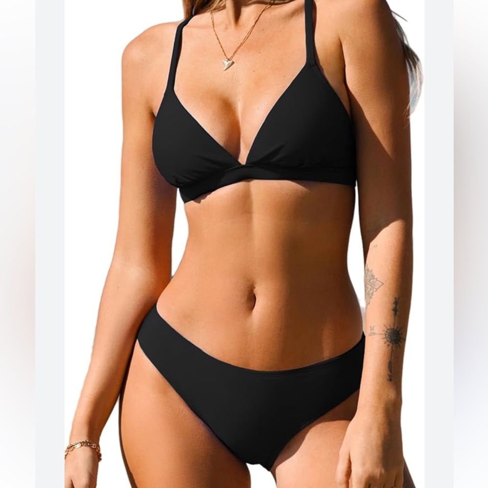 Women’s swimwear Bathing Suit Black Two Piece Bikini Swimsuit NWT Size L